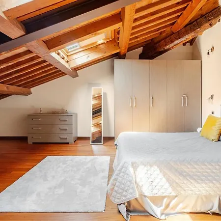 Prestige - Stile & Comfort Nel Cuore Estense Apartament *