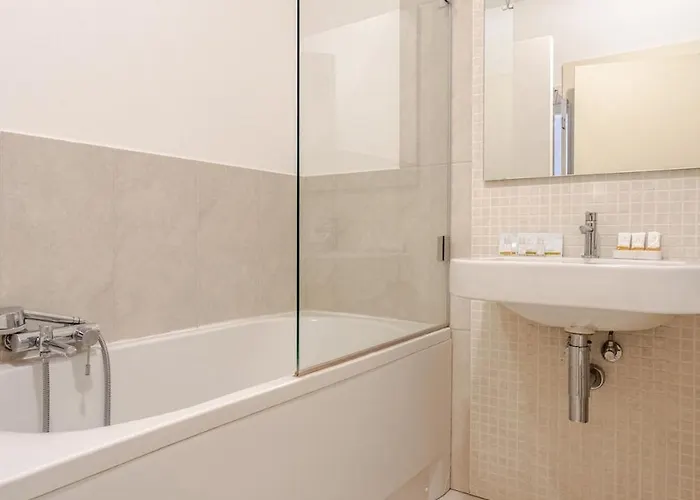 Prestige - Stile & Comfort Nel Cuore Estense *